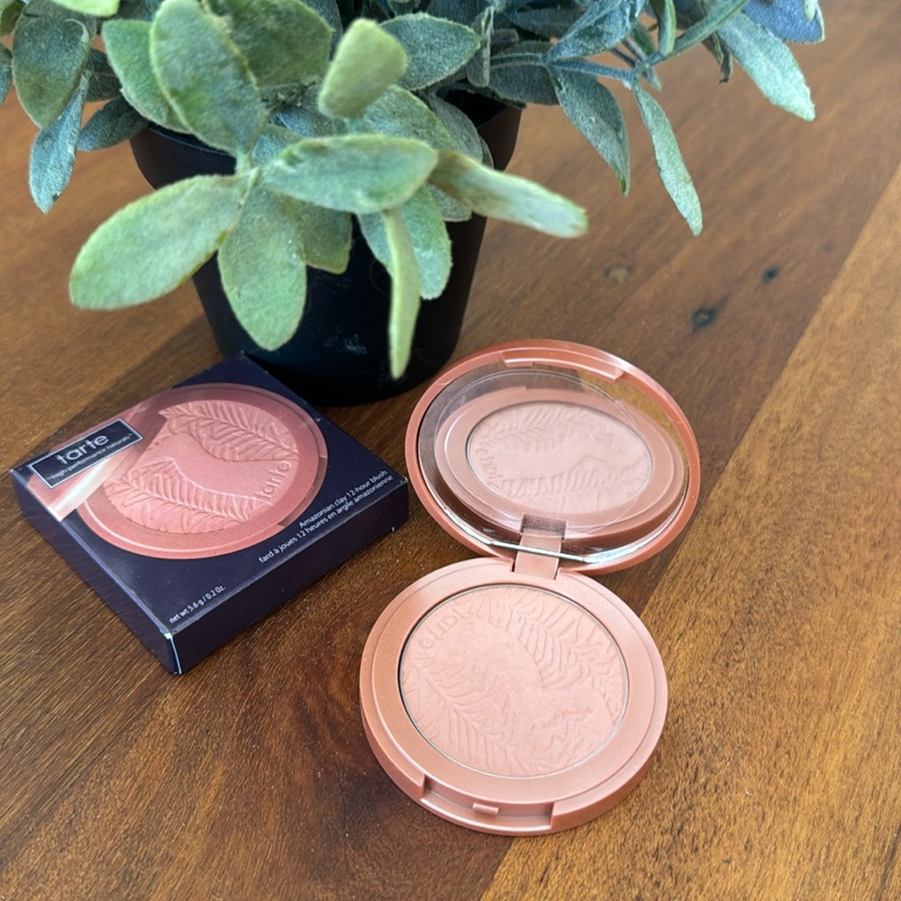 Tarte blush